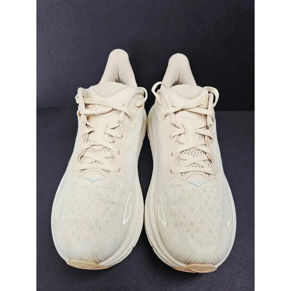 Hoka Women 8 Comfy footwear
